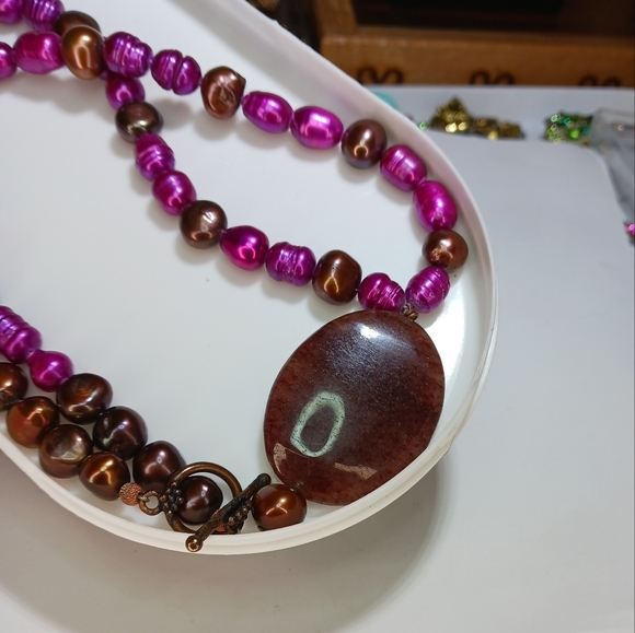 Tahitian Baroque Freshwater Purple Color Pearl 23" Necklace Oval Stone Pendant - Picture 8 of 13